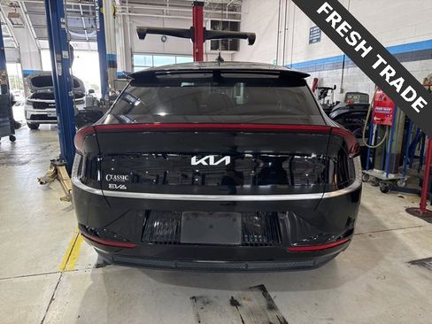 Certified 2023 Kia EV6 Wind w/ Wind Technology Package image 9