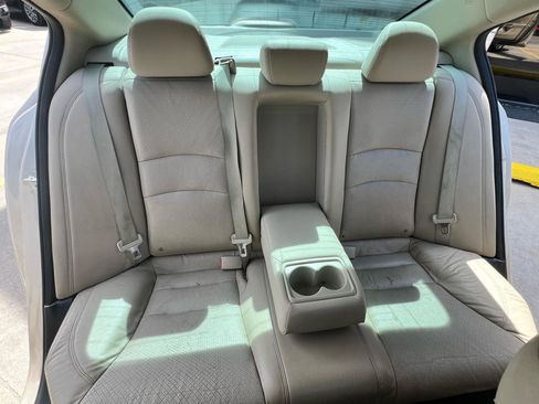 Used 2013 Honda Accord EX-L image 19