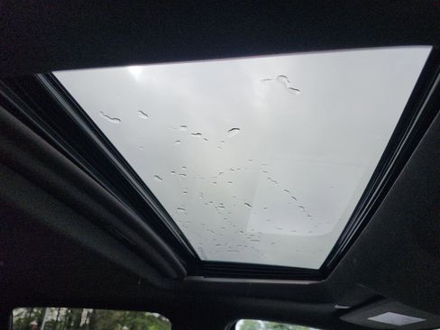 Used 2023 GMC Sierra 2500 Denali w/ Denali Ultimate Package image 10