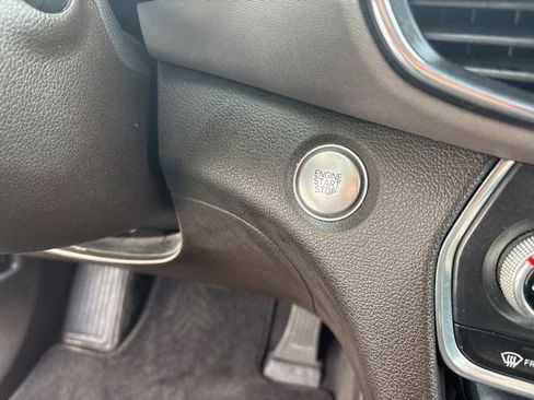 Used 2019 Hyundai Santa Fe SEL FWD image 20