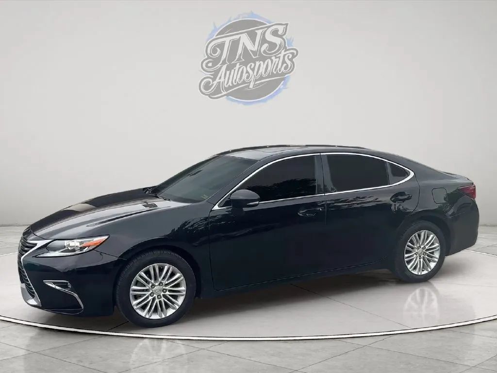 Used 2016 Lexus ES 350 FWD image 2
