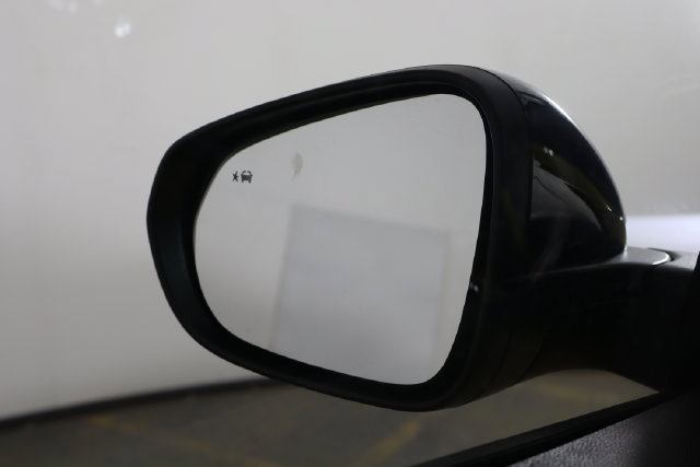 Used 2024 Chevrolet Trax ACTIV w/ Driver Confidence Package FWD image 37