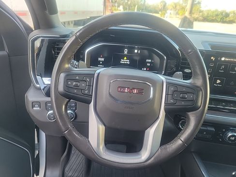 Certified 2022 GMC Sierra 1500 SLT w/ SLT Premium Package image 25