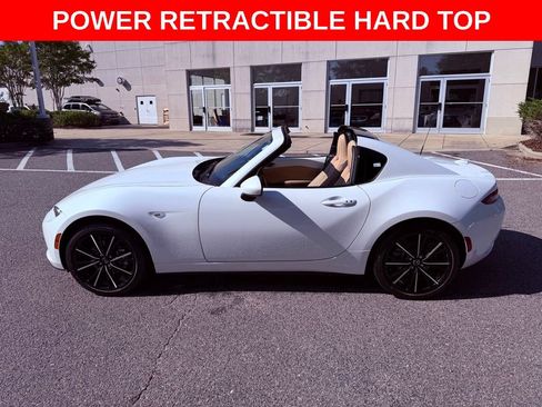 Used 2024 MAZDA MX-5 Miata RF Grand Touring RWD image 4