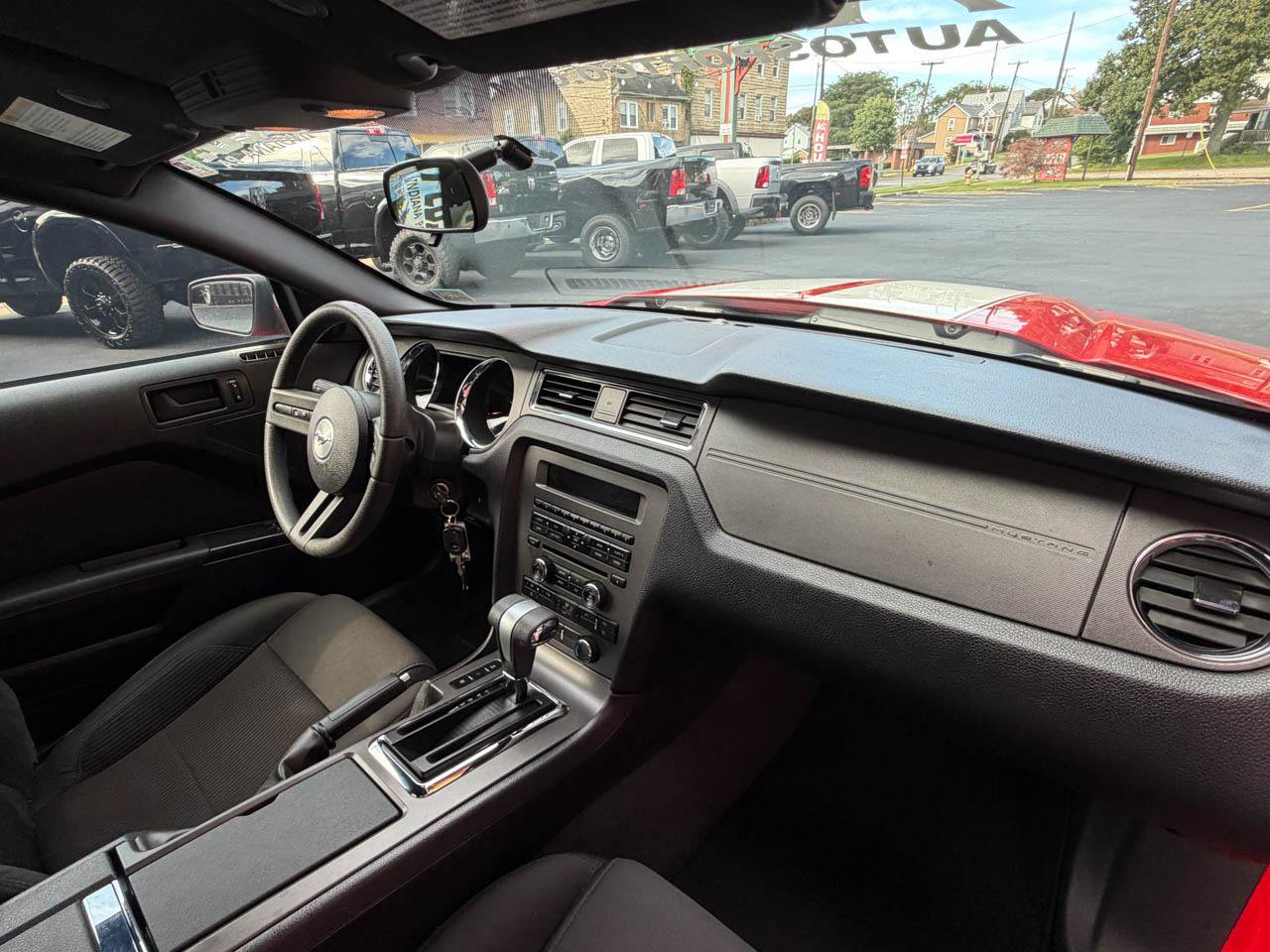 Used 2012 Ford Mustang GT RWD image 21