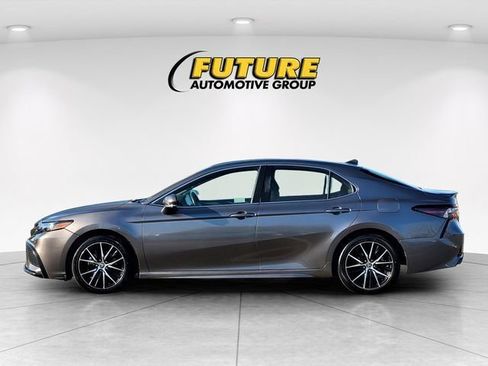Certified 2024 Toyota Camry SE image 9
