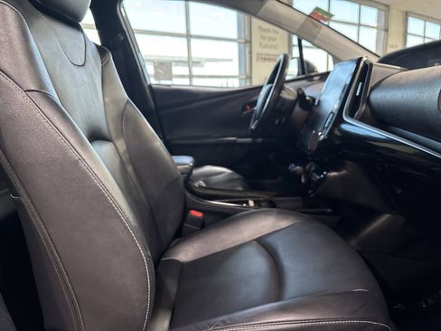 Used 2021 Toyota Prius Prime XLE w/ Carpet Mat Package (TMS) FWD image 25