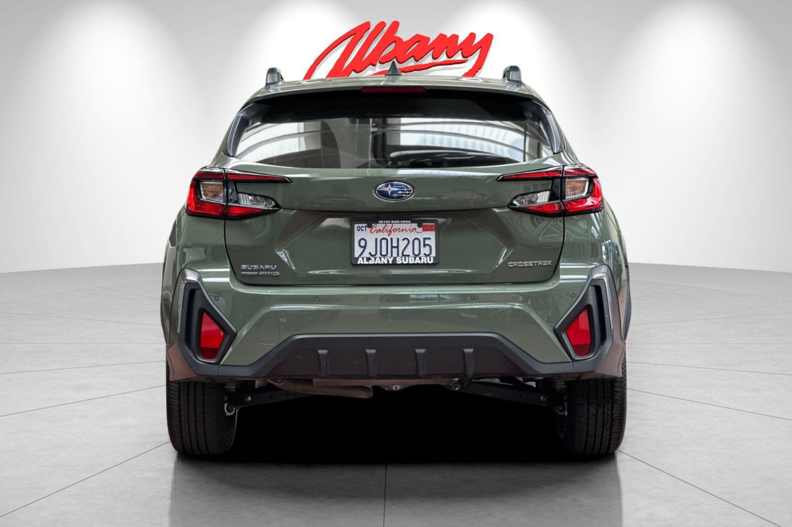Used 2024 Subaru Crosstrek 2.5i Limited AWD/4WD image 5