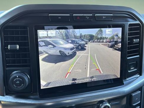 Used 2023 Ford F150 Lariat w/ Trailer Tow Package image 26