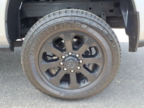 Certified 2024 RAM 2500 Big Horn w/ Night Edition AWD/4WD image 16