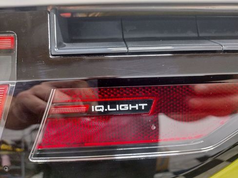 New 2025 Volkswagen ID. Buzz 1st Edition image 17