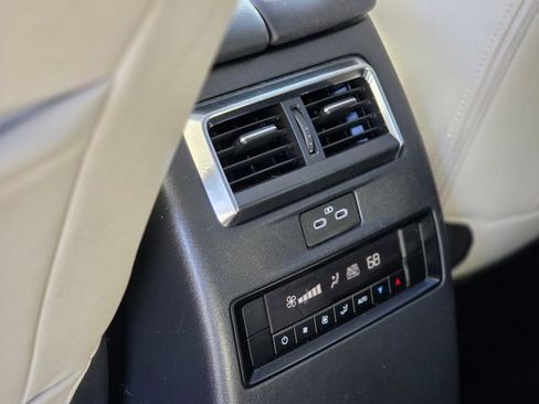 Used 2024 MAZDA CX-90 3.3 Turbo w/ Preferred Plus image 23