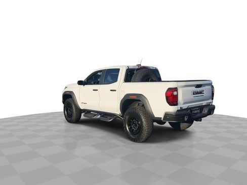 New 2026 GMC Canyon AT4X w/ AT4X AEV Edition AWD/4WD image 6