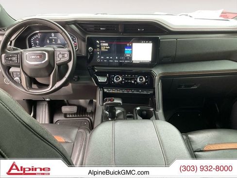 Used 2024 GMC Sierra 1500 AT4 w/ AT4 Preferred Package AWD/4WD image 10