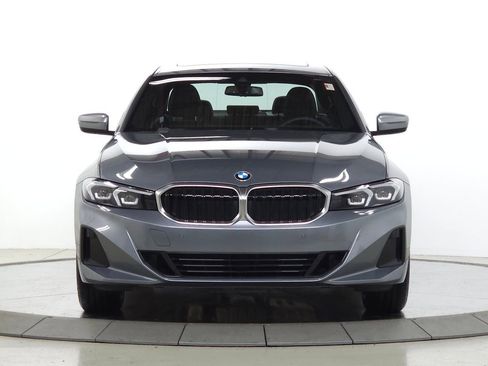 Used 2024 BMW 330i xDrive Sedan w/ Convenience Package AWD/4WD image 2