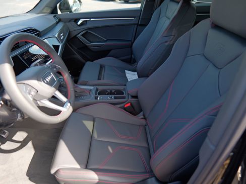 New 2025 Audi Q3 2.0T Premium Plus image 9