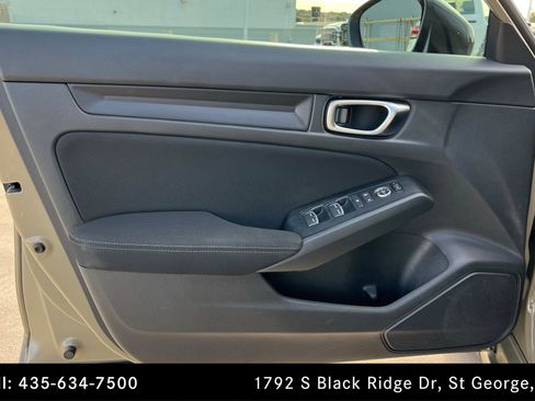 Used 2025 Honda Civic Sport image 14