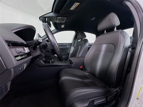Used 2023 Honda Civic Sport image 25