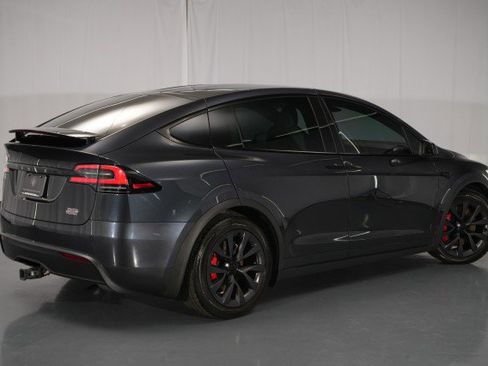 Used 2023 Tesla Model X Plaid image 12
