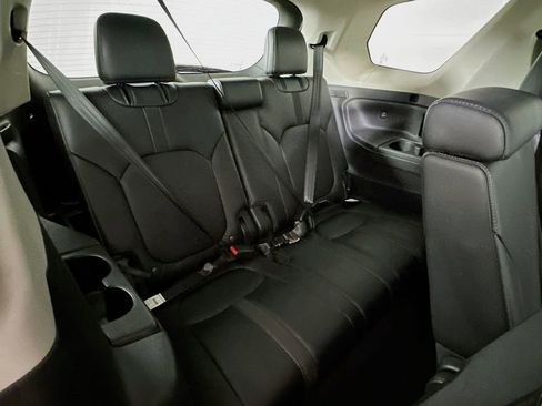 Used 2023 Honda Pilot EX-L image 14