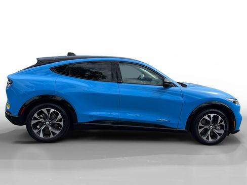 Used 2022 Ford Mustang Mach-E Premium RWD image 6