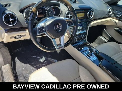 Used 2013 Mercedes-Benz SL 550 image 21