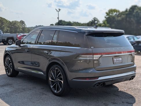 Used 2020 Lincoln Aviator Reserve w/ Equipment Group 201A RWD image 7