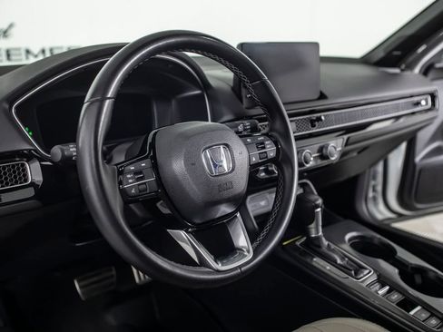 Used 2023 Honda Civic Sport Touring image 21