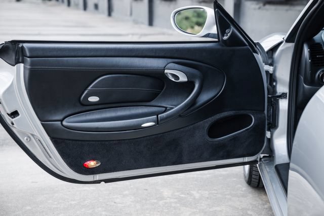 Used 2000 Porsche 911 Carrera RWD image 47