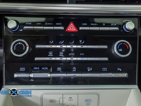 Used 2024 Hyundai Santa Fe SE AWD/4WD image 22