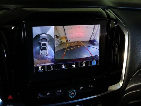 Used 2023 Chevrolet Traverse LT w/ LT Premium Package FWD image 22