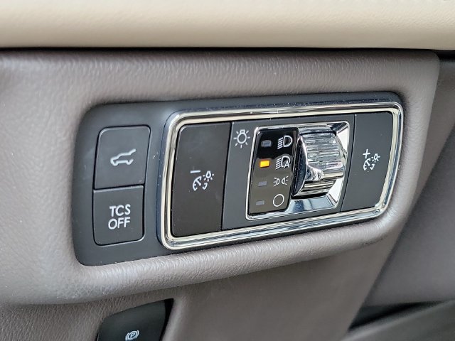 Used 2022 Lincoln Nautilus Reserve AWD/4WD image 10