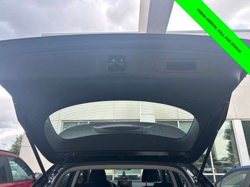 Used 2025 Honda HR-V LX image 18
