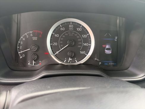 Used 2021 Toyota Corolla LE FWD image 33