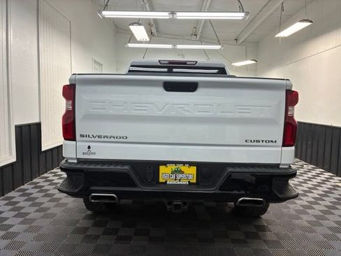 Used 2019 Chevrolet Silverado 1500 Custom Trail Boss w/ Custom Convenience Package AWD/4WD image 24