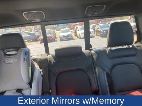 Used 2022 RAM 1500 Laramie w/ G/T Package image 12