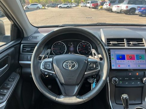 Used 2017 Toyota Camry SE FWD image 27
