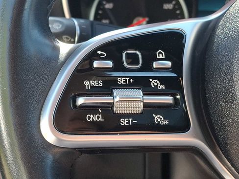 Used 2019 Mercedes-Benz C 300 4MATIC Sedan image 18