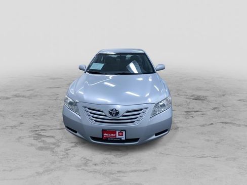 Used 2009 Toyota Camry LE image 4