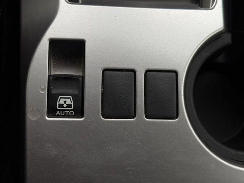 Used 2018 Toyota 4Runner Limited image 21