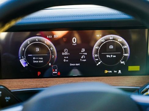 New 2026 Volkswagen Tiguan SEL R-Line image 11