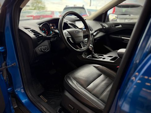 Used 2018 Ford Escape Titanium AWD/4WD image 8