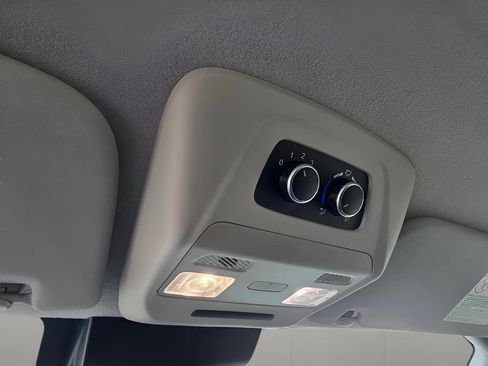 Used 2022 Ford Transit 350 XL image 20