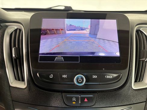 Used 2024 Chevrolet Malibu LT image 15