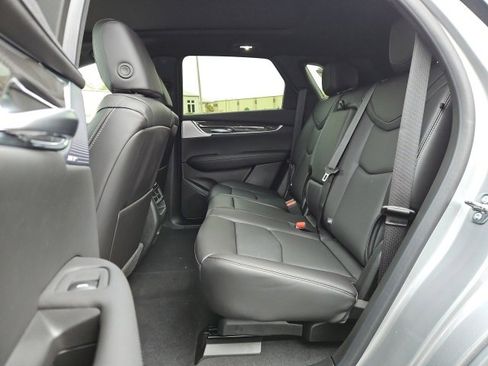 New 2025 Cadillac XT5 Sportv w/ Technology Package image 9