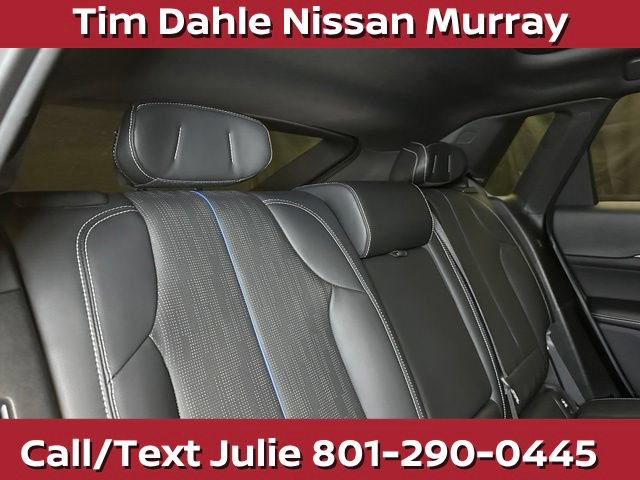 Used 2024 Cadillac Lyriq Luxury AWD/4WD image 19