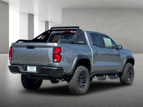 New 2026 Chevrolet Colorado ZR2 w/ Midnight Edition AWD/4WD image 4