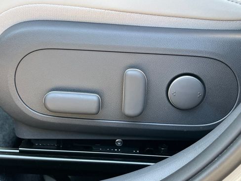 Certified 2026 Hyundai Kona Limited FWD image 27