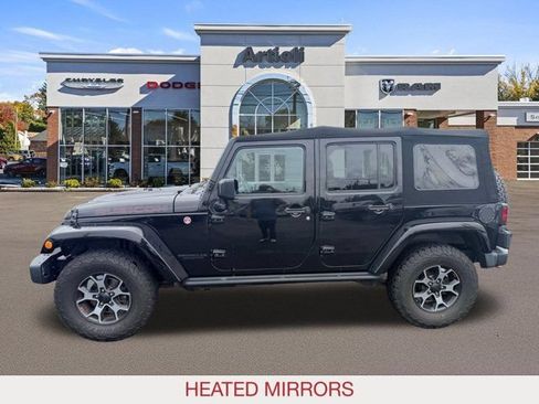 Used 2017 Jeep Wrangler Unlimited Rubicon AWD/4WD image 5