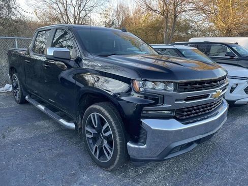 Used 2019 Chevrolet Silverado 1500 LT w/ All-Star Edition image 2